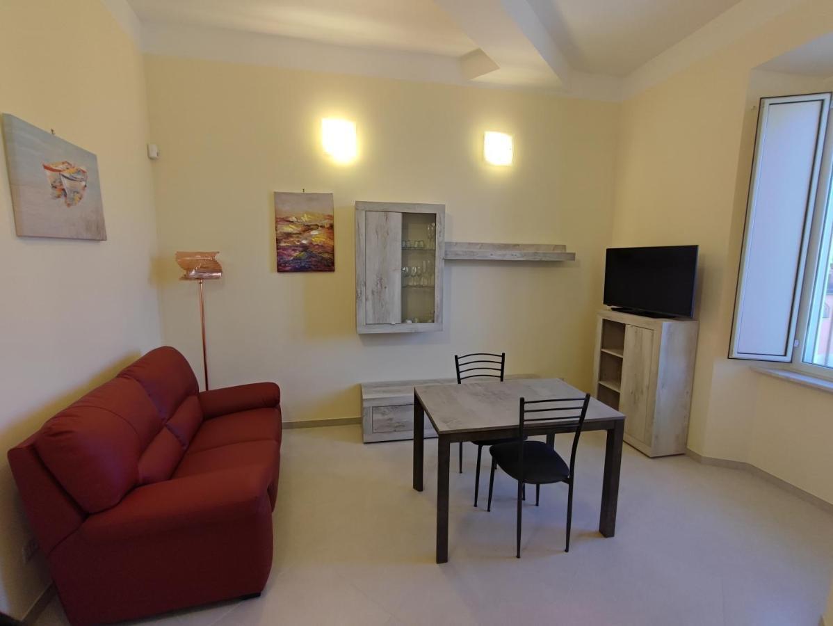 In Centro Rooms And Apartments Isola di Liri Dış mekan fotoğraf